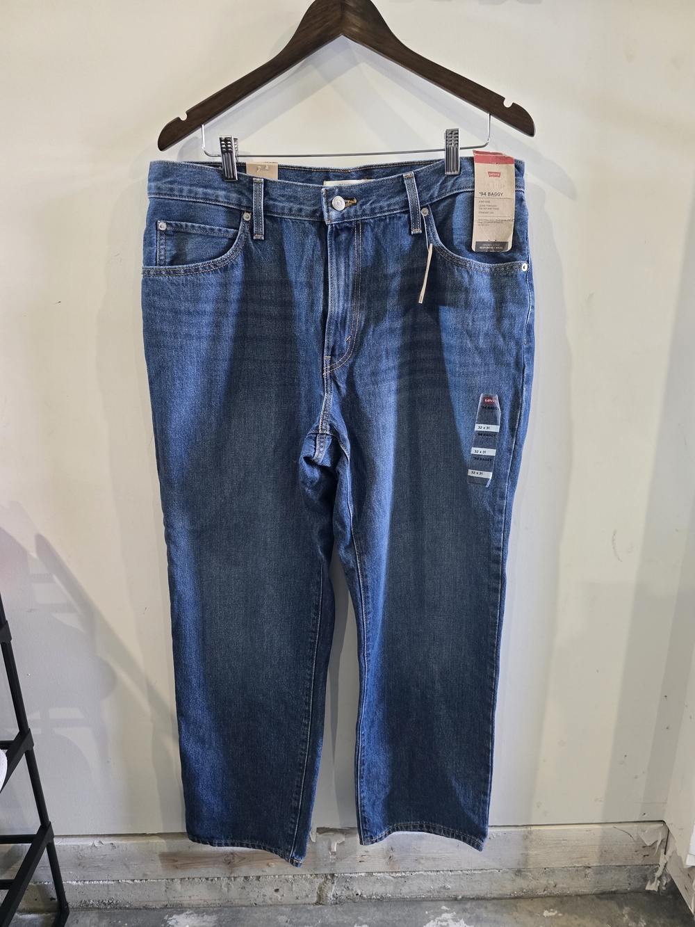 Levi's Men's Dark Blue Straight Jeans